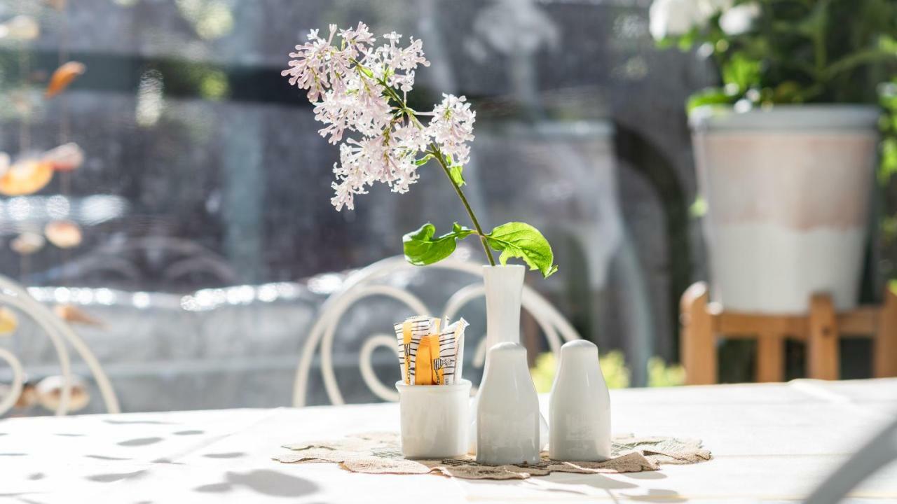 Parus Boutique Hotel Юрмала Экстерьер фото